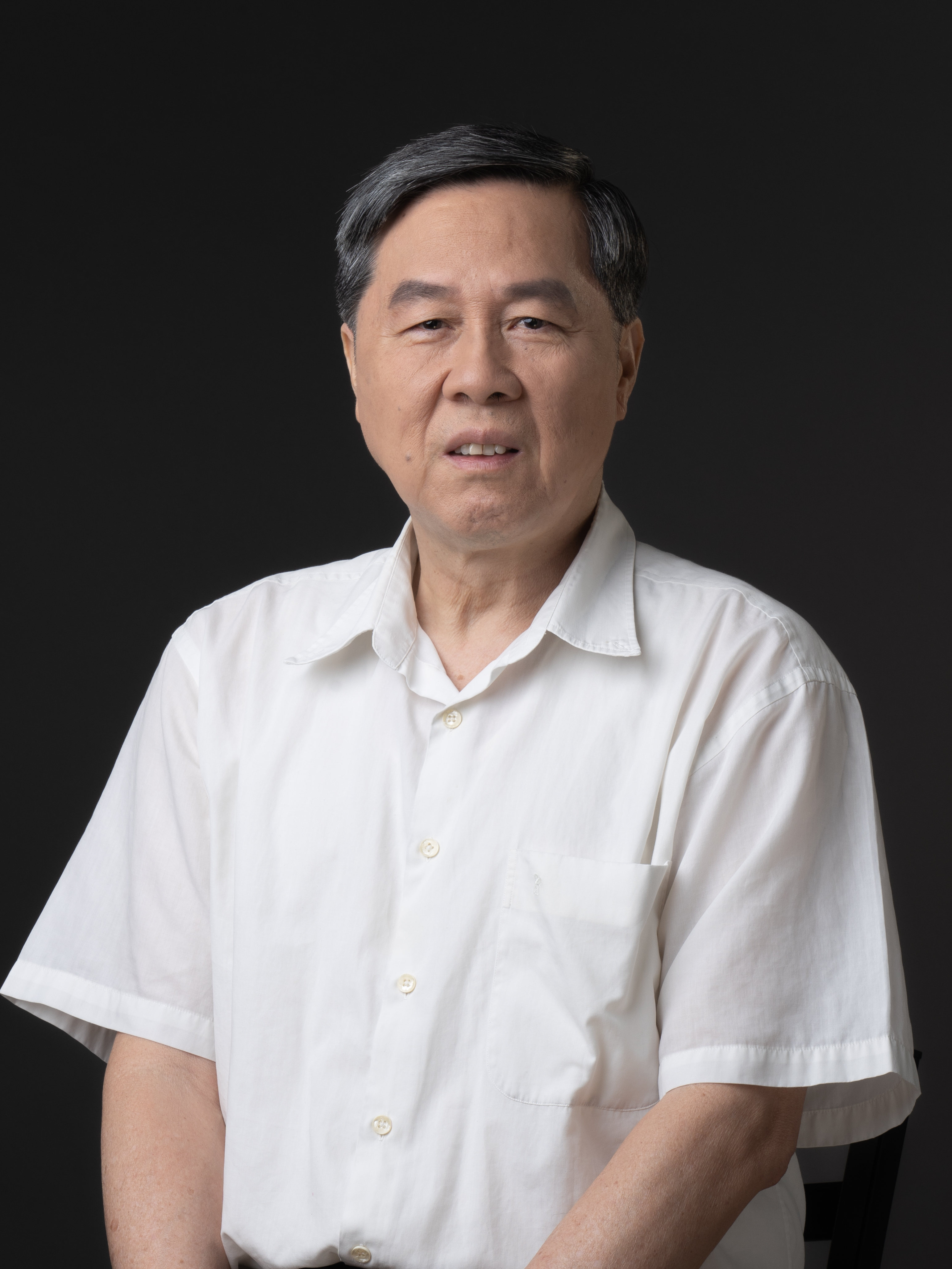 張顯榮